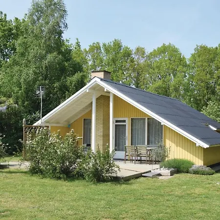 Holiday home Stunning In Rudkobing W/ 3 Bedrooms Spodsbjerg