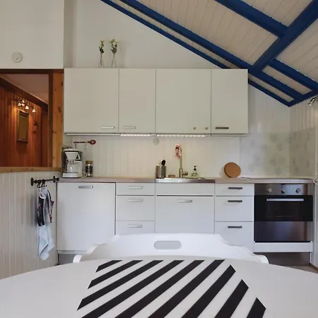 Stunning In Rudkobing W/ 3 Bedrooms *